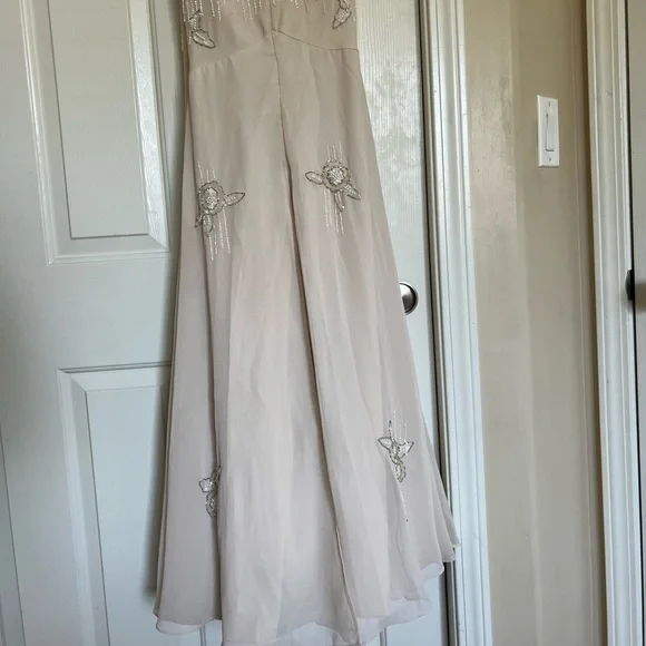 ASOS embellished bridal  dress - Picture 6 of 12